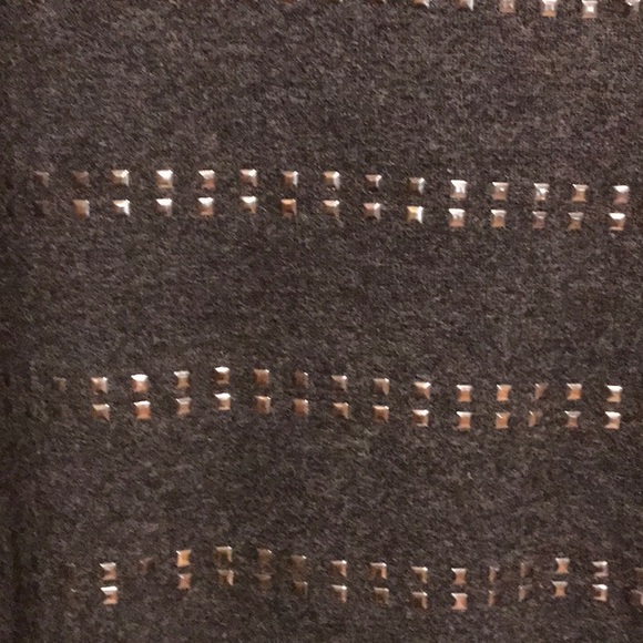 Calvin Klein sweater( 34% silk) - Picture 3 of 4